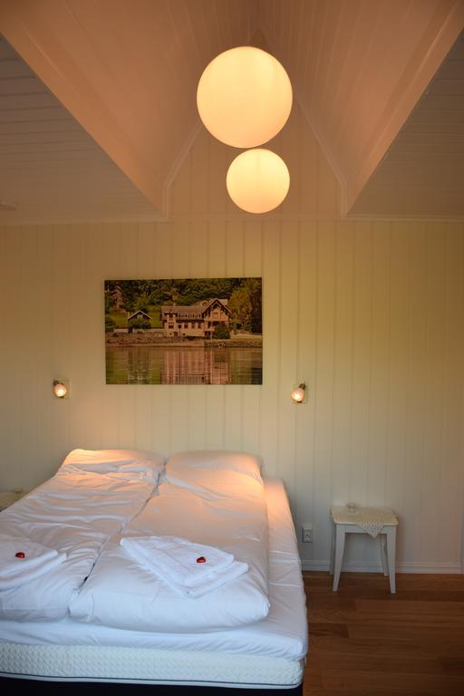 Dosen Gard Hotel Luster Ngoại thất bức ảnh